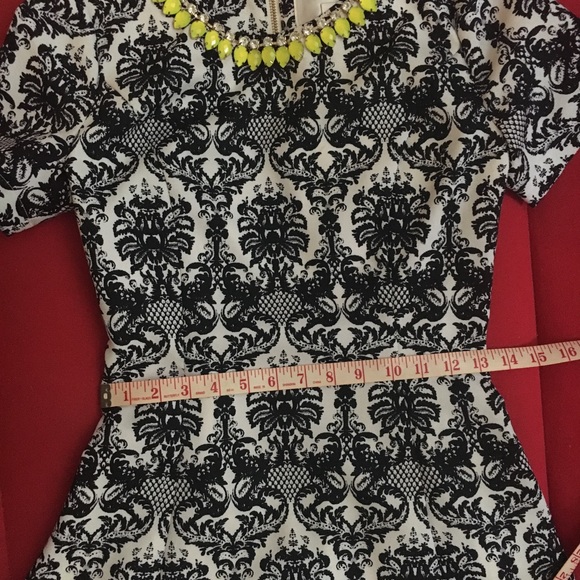 NWOT Really cute dress. Never worn! - Picture 4 of 6